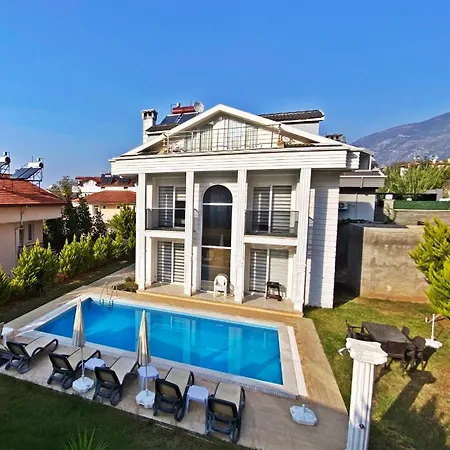 Cihan Villa, Oezel Havuzlu, فتحية