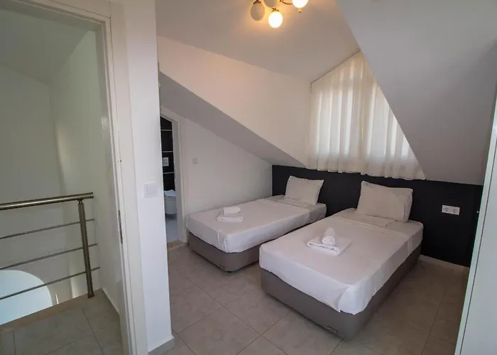 Cihan Villa, Oezel Havuzlu, Вилла Фетхие