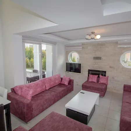 Vila Cihan Villa, Oezel Havuzlu,